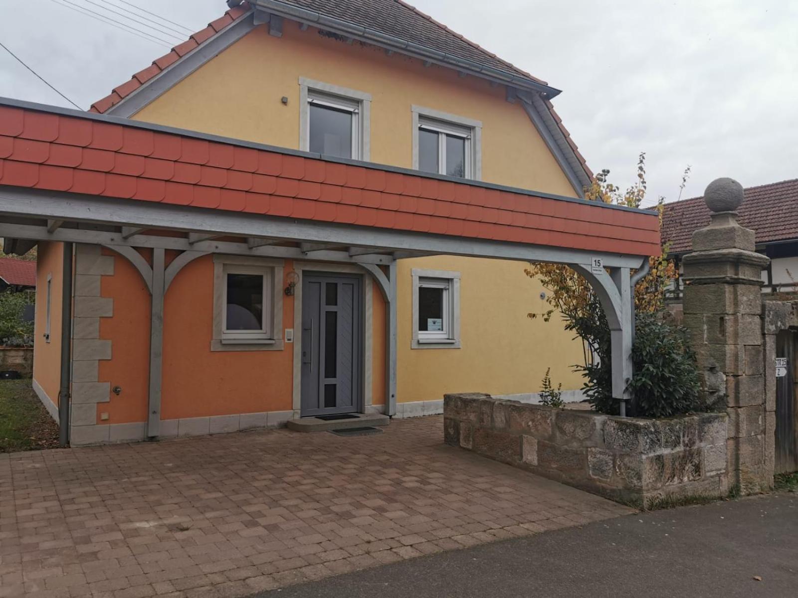 Sulzdorf an der Lederhecke Gaestehaus Zum Gesundheitszentrum Matz מראה חיצוני תמונה